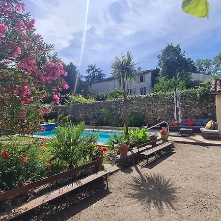 St Jean Du Gard : Spacious With Use Of Pool Apartament