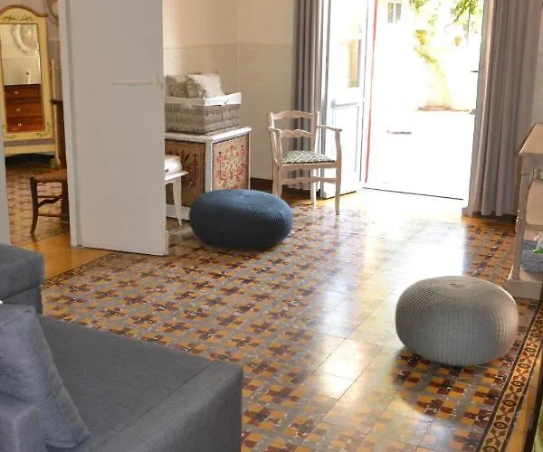 St Jean Du Gard : Spacious With Use Of Pool *