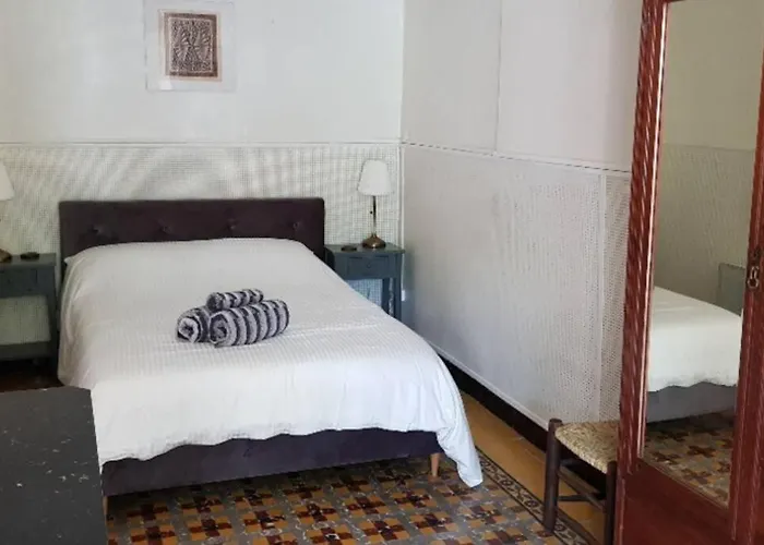 St Jean Du Gard : Spacious With Use Of Pool * Saint-Jean-du-Gard