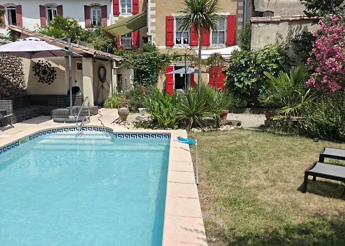St Jean Du Gard : Spacious With Use Of Pool Apartmán