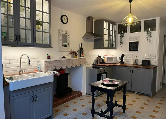 St Jean Du Gard : Spacious With Use Of Pool